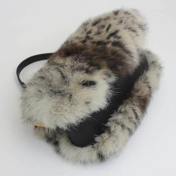 Neiman Marcus Elegant Snow Leopard Print Handbag - Picture 3 of 6